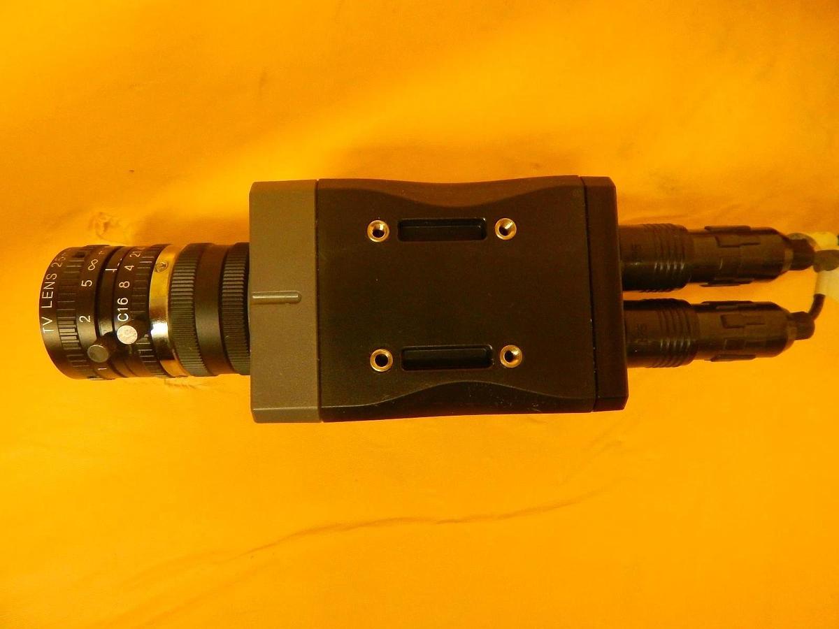 Used Omron V400-F050 2D Code Reader Camera 25mm TV Lens with Cable Used Working