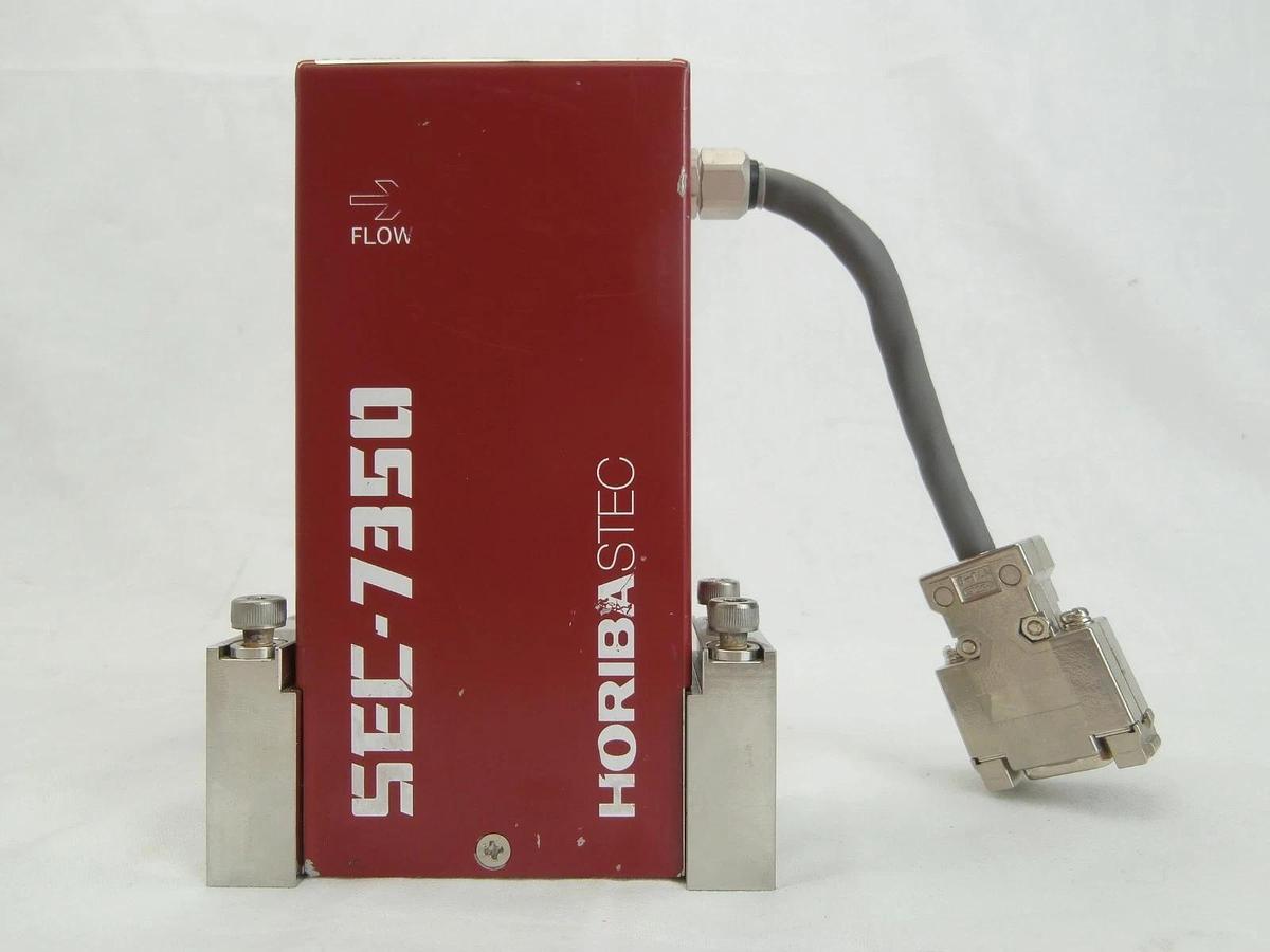 Used Horiba STEC SEC-7350BM Mass Flow Controller MFC 30 LM N2 SEC-7350 Used Working