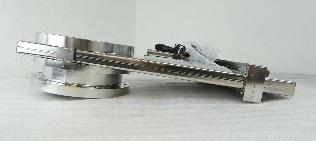 Used VAT 10846-XE28-AXI1 UHV Ultra High Vacuum Chamber Gate Valve AMAT Working