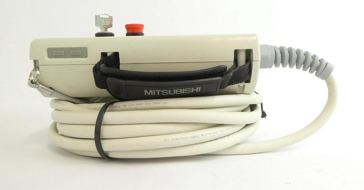 Used Mitsubishi BKO-FA0823H07 Hand Held Robot Teach Pendant Controller R28TB Surplus