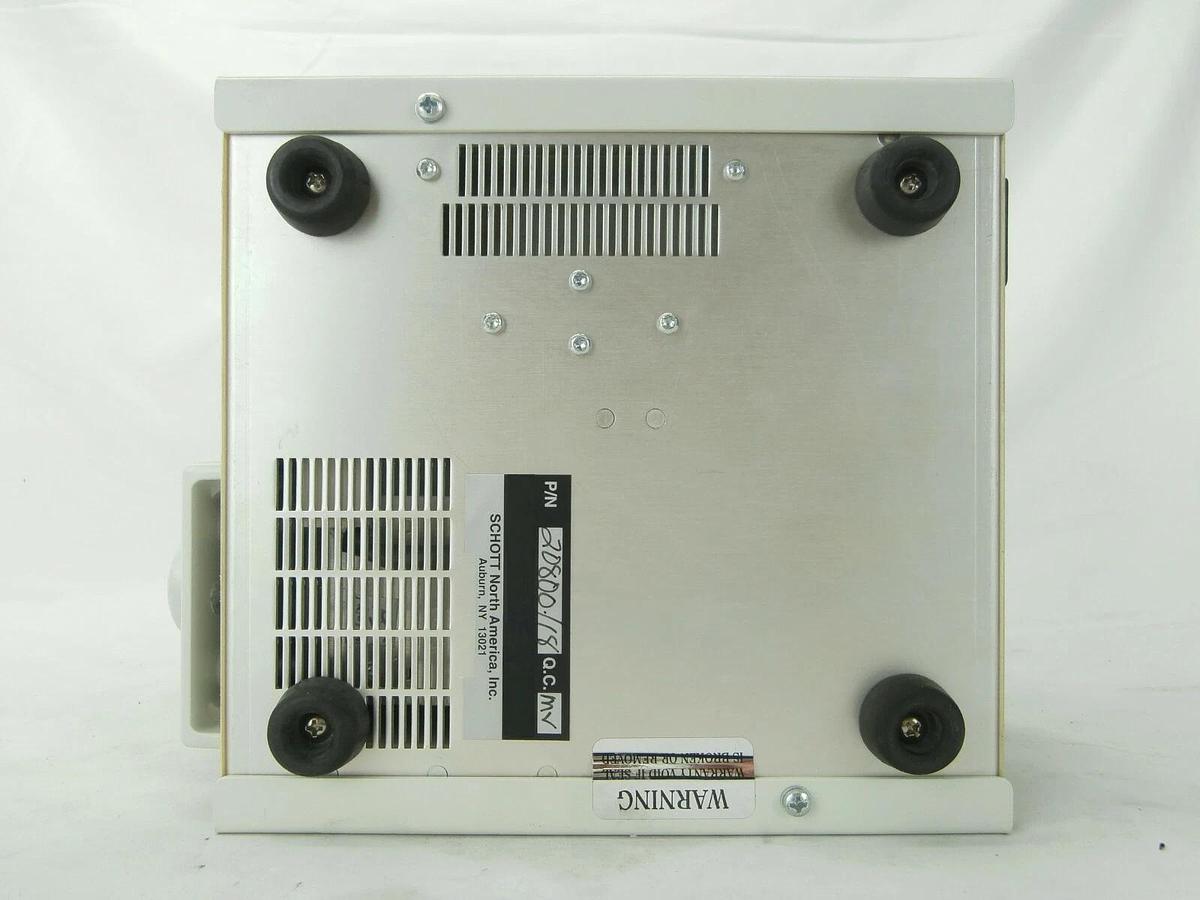 Used Schott 20800-118 Fiber Optic Light Source DCRIII Acu-Gage EKE Tested Working