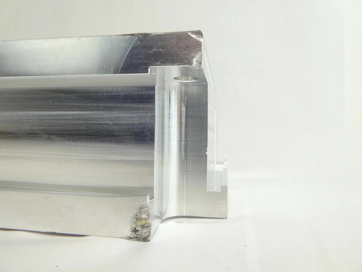 Used SMC 60-251903-00 High Vacuum Slit Valve XGT300-30-1A-X2 Working Surplus