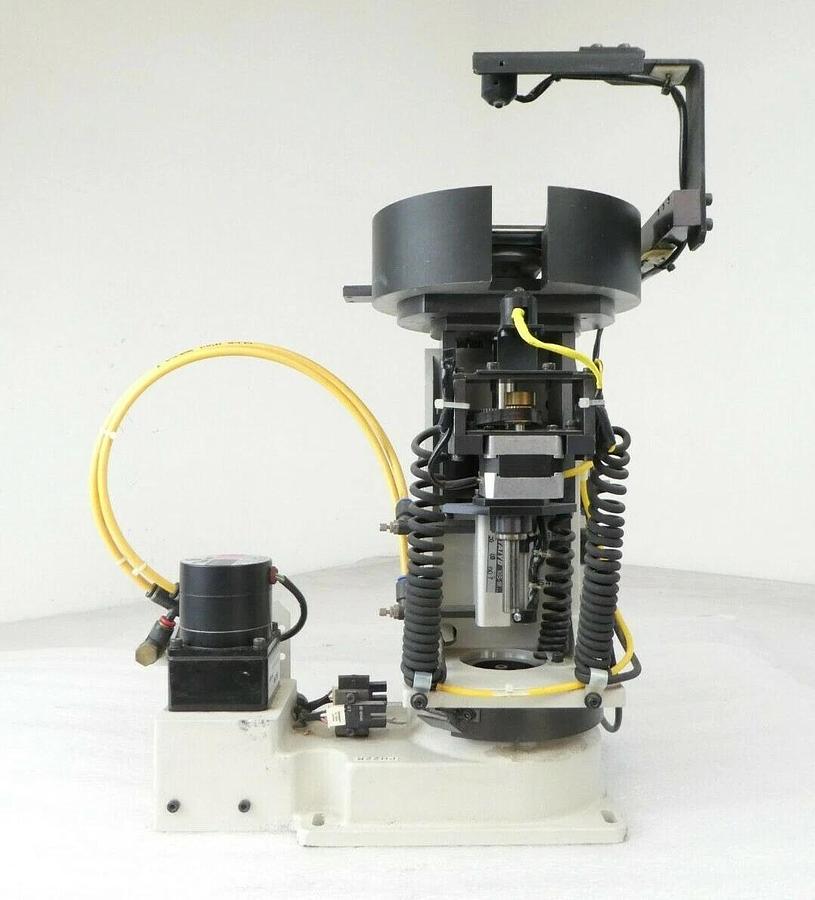 Used Varian Semiconductor Equipment 150mm Wafer Rotation LD Transfer Robot Working