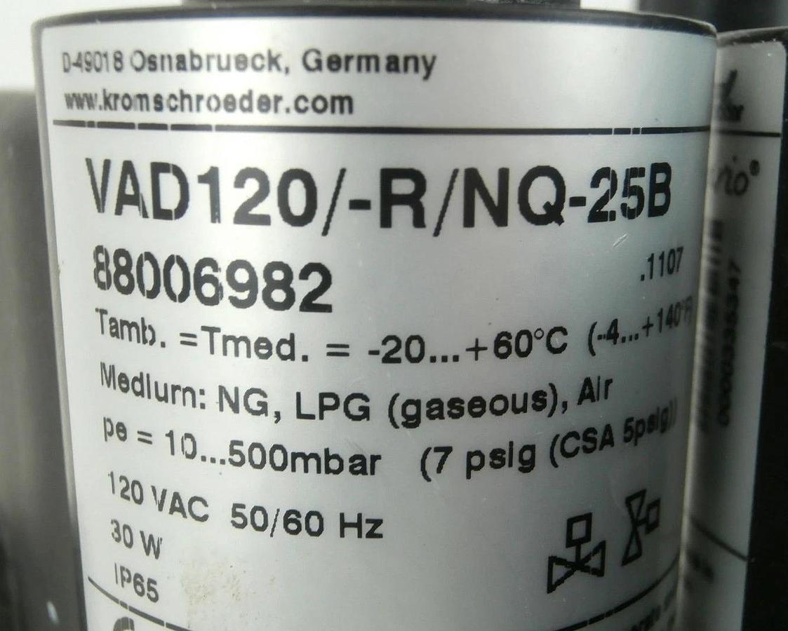 Used Edwards SDT Gas Block (KROM) Manifold VAS1-0/10R/NQ DG17VCT8-SWG TPU Used