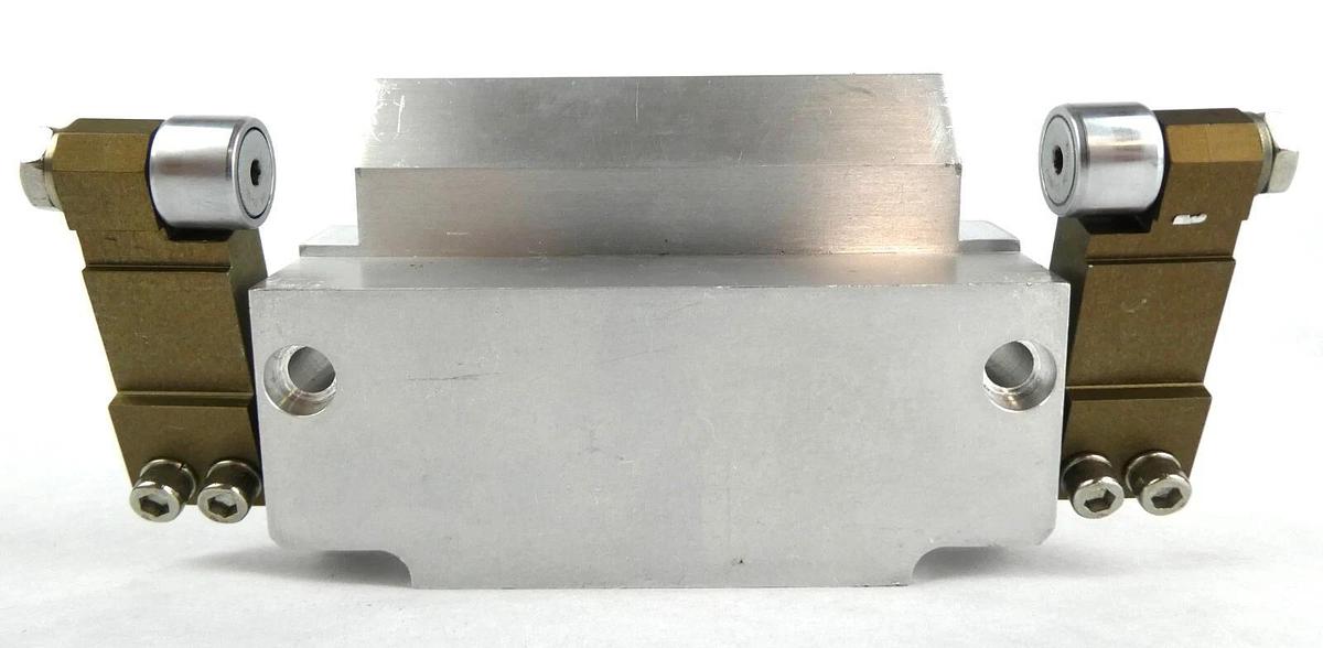 Used AMAT Applied Materials 0221-10552 5000 OES Cleanroom Slit Valve P5000 Working