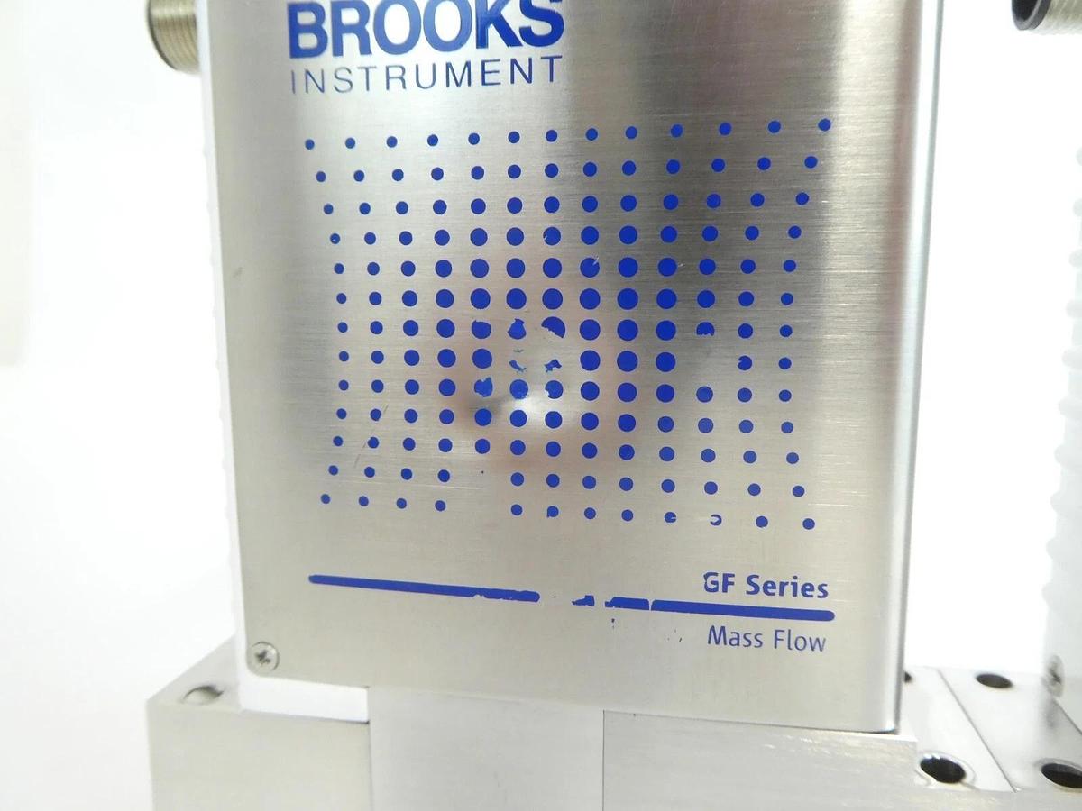 Used Brooks GF125C Mass Flow Controller MFC GF125CXXC Lot of 11 Working Surplus