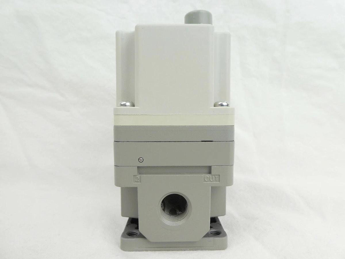SMC ITV2030-31N2BN4 E/P Regulator ITV2000 New Surplus