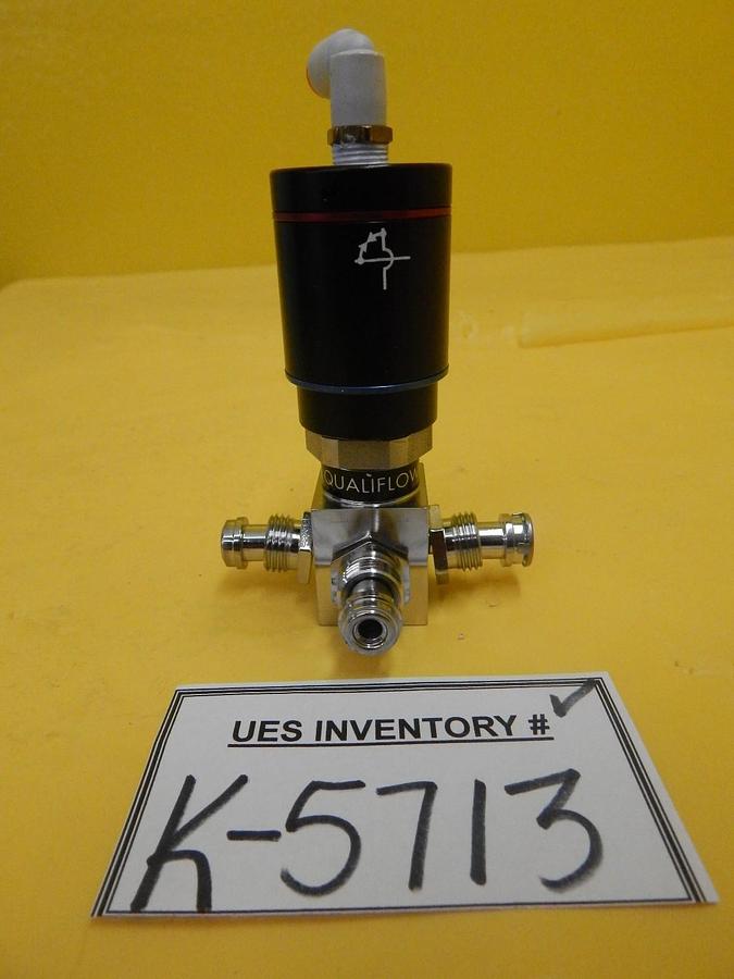 Used Qualiflow 2x10-9atm.cm3/Sec 4-Way Pneumatic Valve Male Used Working