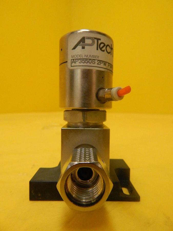Used APTech AP3550S 2PW FV4 FV4 Springless Diaphragm Valve Lot of 2 Used Working