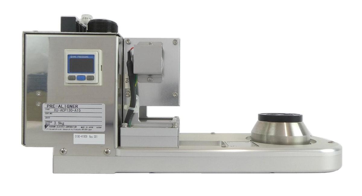 Used Yaskawa Electric XU-ACP130-A14 300mm Wafer Prealigner AMAT 0190-41909 Working