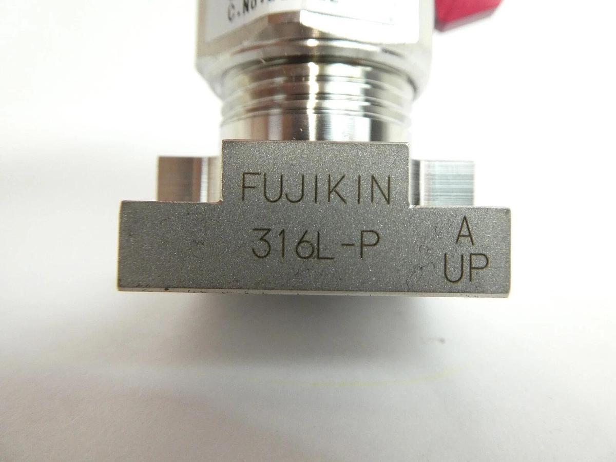 Used Fujikin 088032 2-Port Manual Diaphragm Valve 316L-P Lot of 65 Working Surplus