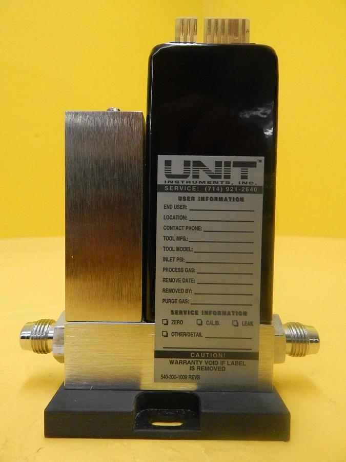 Used UNIT Instruments 1100-100039 Mass Flow Controller MFC UFC-1100A 10 SLM Ar Used