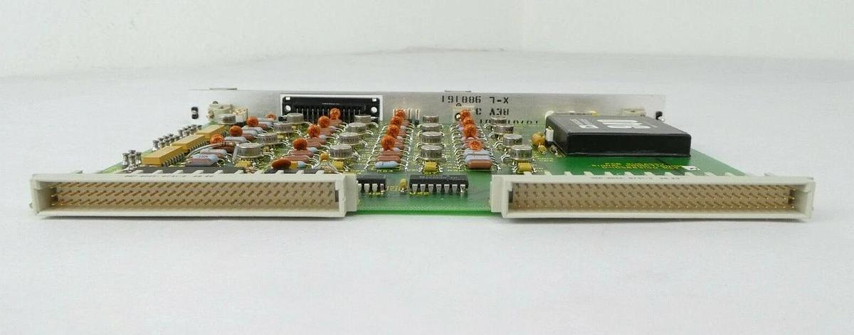 Used Varian VSEA 105663100 Signal Conditioning VMEBus PCB Card 105663001 Working
