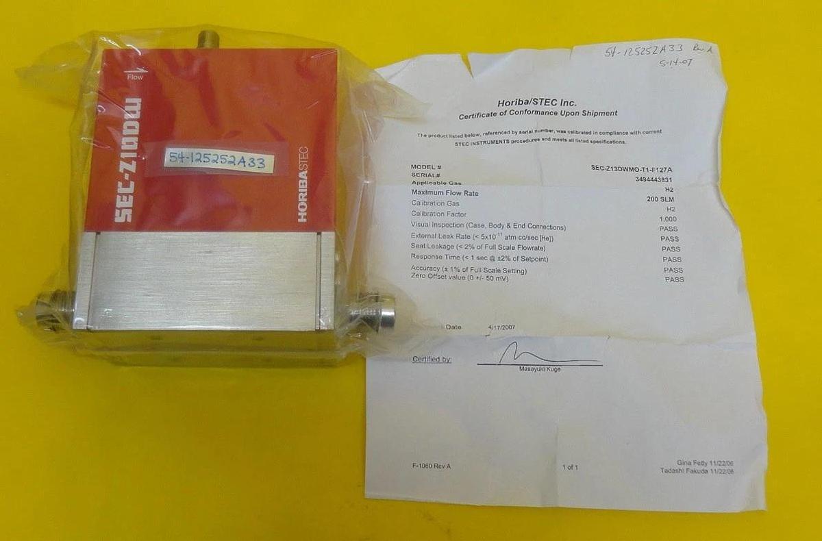 Used Horiba STEC SEC-Z13DWM Mass Flow Controller MFC 54-125252A33 200 SLM H2 New