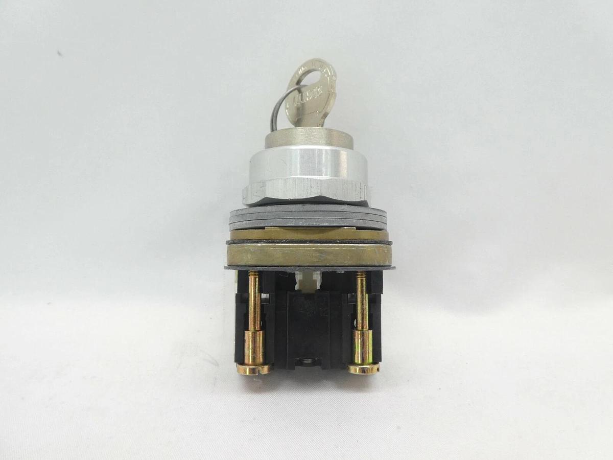 AB Allen-Bradley 800T-E24A Cylinder Lock Dead Bolt Varian 5131015 Lot of 7 New