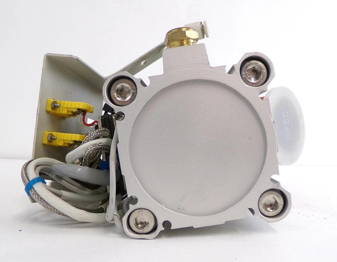 Used SMC WTVP-713 High Vacuum Angle Valve CDQ2KB63-25DZ Working Surplus