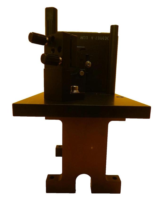 Used KLA-Tencor 5107 Laser Mirror & Prism Assembly 150mm Newport P100-P Working
