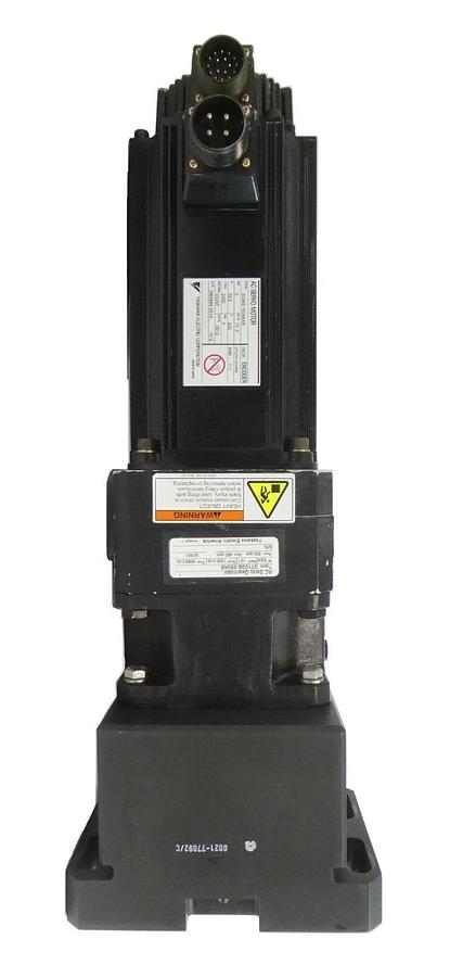 Used Yaskawa Electric SGMS-50A6AB AC Servo Motor Sigma II ST10SB-S50A6 AMAT Working