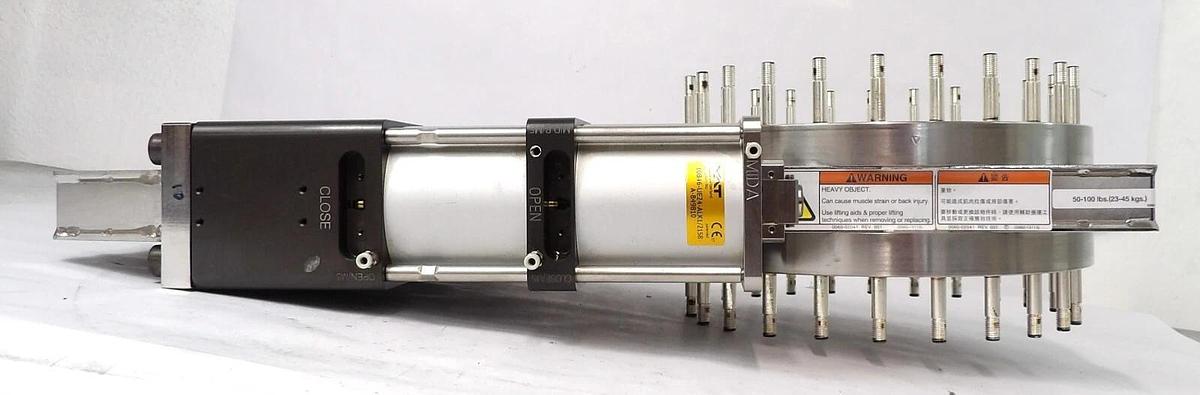 Used VAT 10846-UE24-ALK1 UHV Ultra High Vacuum Gate Valve No Sensor Working