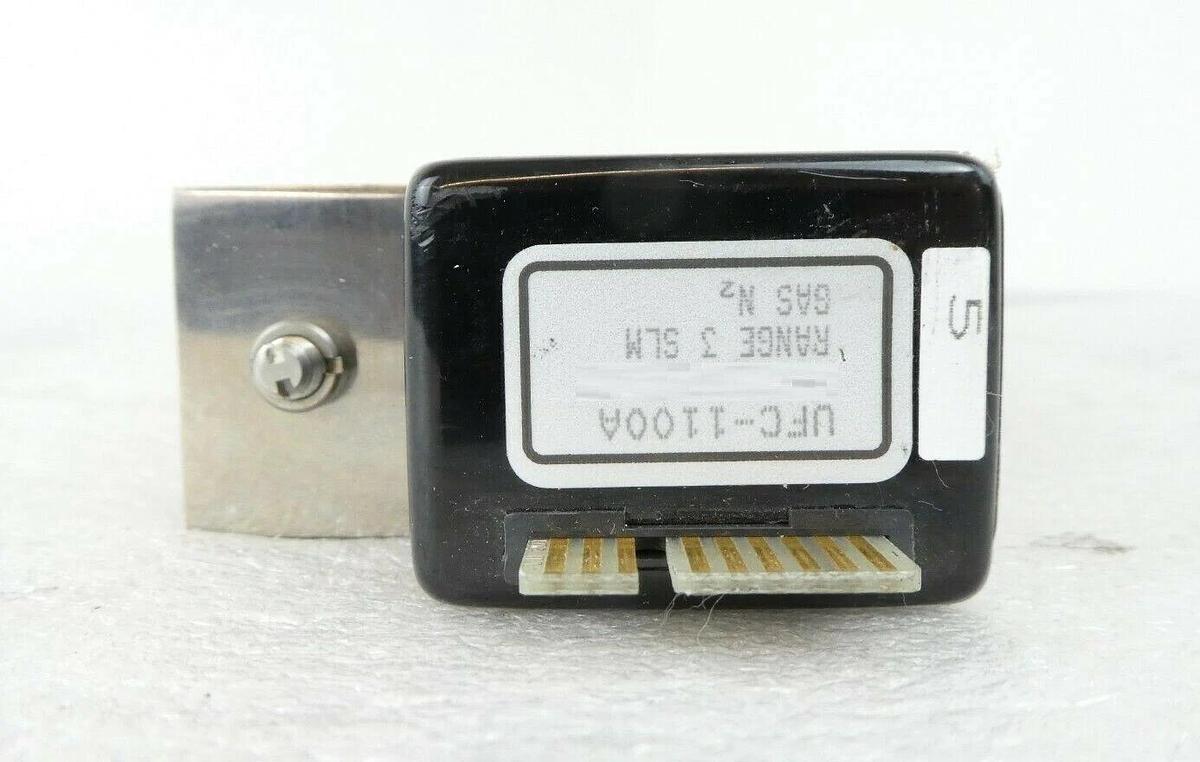 Used UNIT Instruments UFC-1100 Mass Flow Controller MFC AMAT 3030-01053 Working Spare