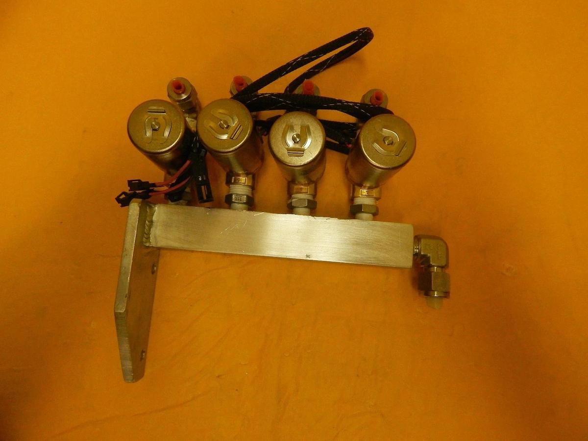 Used MRC Materials Research A118037 Pneumatic Manifold VDW31-5G-4 Set of 2 Star Used