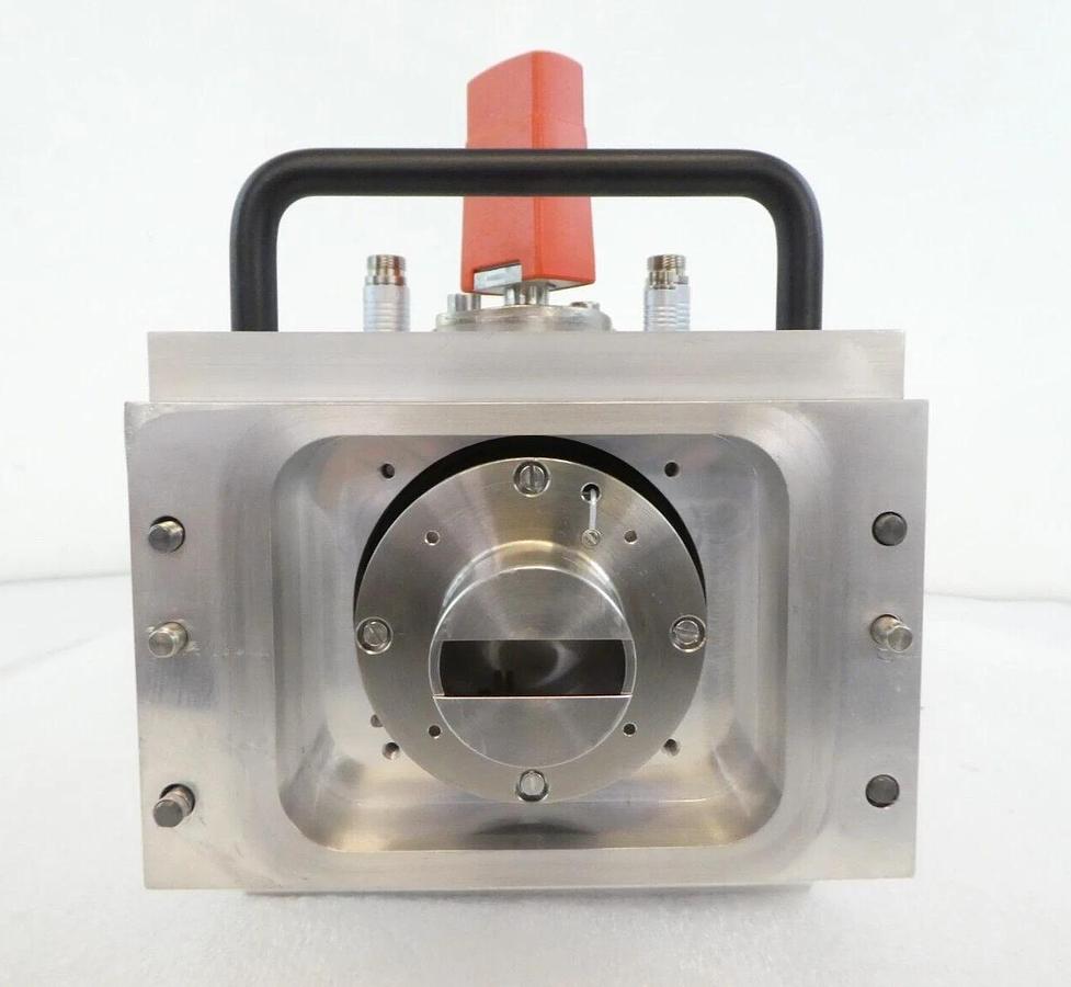 Used Waters 289005632 Xevo Q2 QTof Collision Column Quadrupole Time-of-Flight Surplus