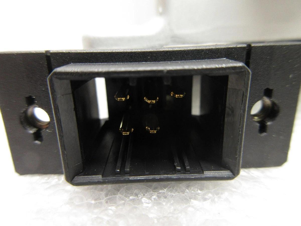 Used Vaisala HMT333 Humidity and Temperature Transmitter HUMICAP Nikon NSR-S620D Used