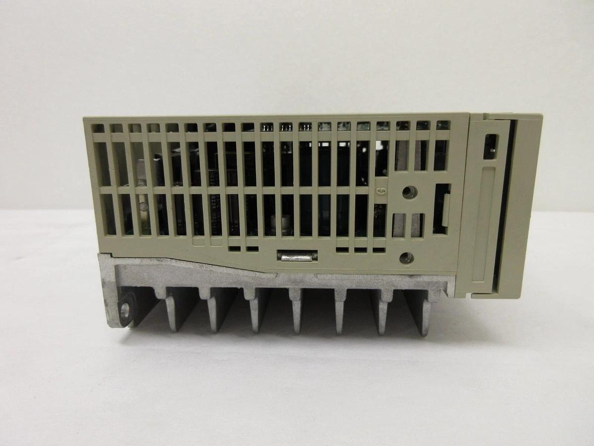Used Yaskawa Electric SGDM-04ADA 200V Servo Drive SERVOPACK Ver. 31231 Used Working