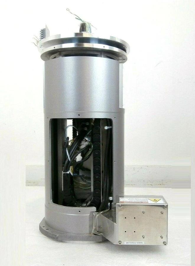 Used Yaskawa XU-RC350D-C51 Dual Arm Wafer Handling Robot with Missing Arms Untested