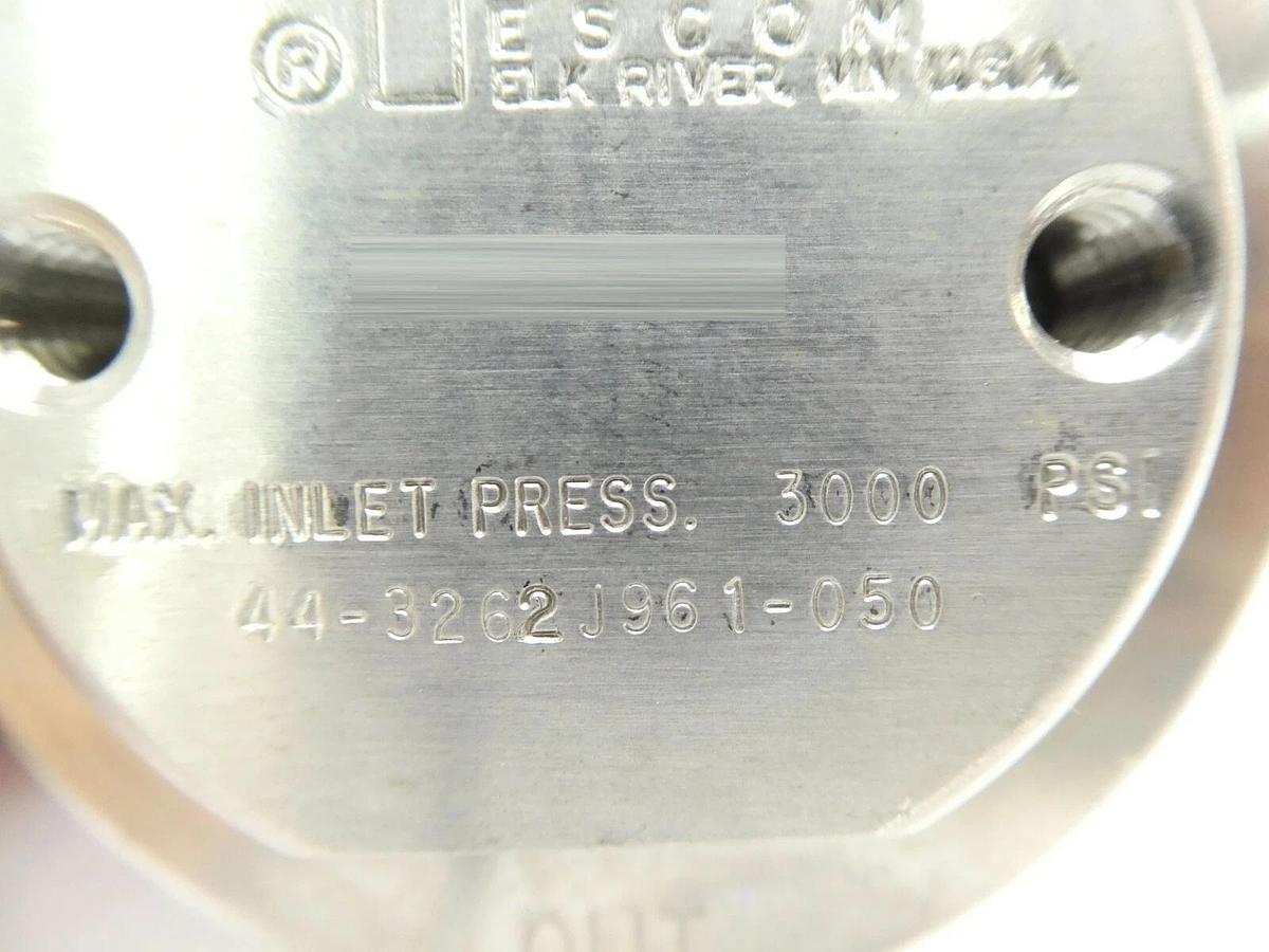 Used Tescom 44-3262J961-050 Manual Regulator Valve 44-3200 Working Surplus