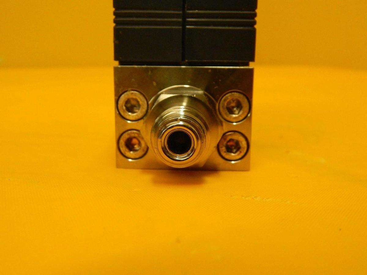 Used Aera FC-D981SBC Mass Flow Controller AMAT 3030-08675 10 SLM N2 Used Working
