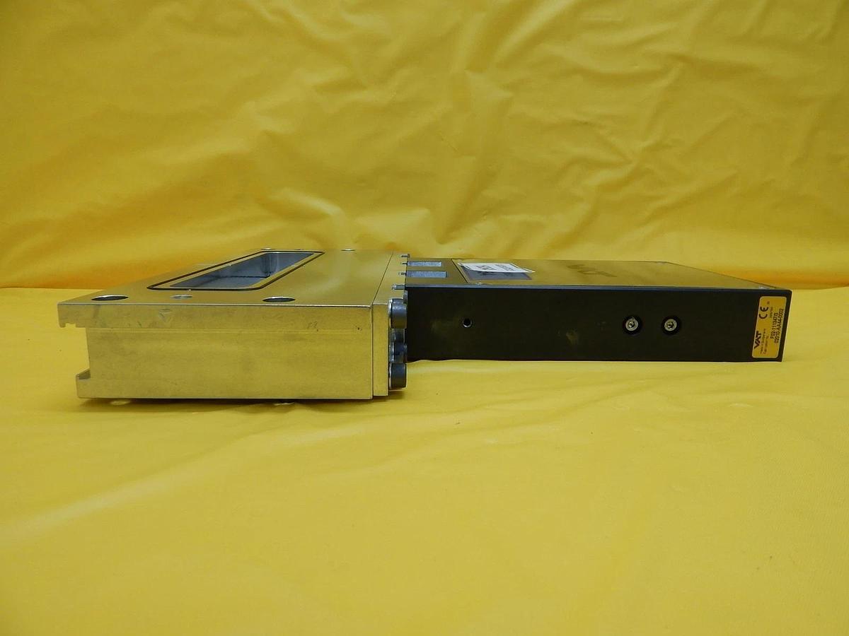 Used VAT 02010-AA44-0002 Pneumatic High Vacuum 12" Slit Valve Working