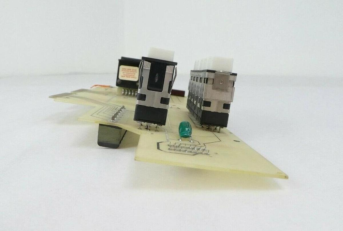 Used Varian Semiconductor VSEA F3944001 Source Controller Keypad PCB Rev. C Working