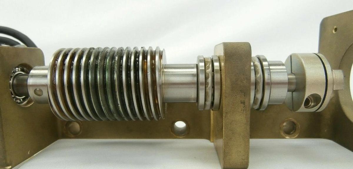 Used Sumtak LBJ-004-500 Incremental Shaft Encoder OPTCODER Assembly JEOL JWS-7555S