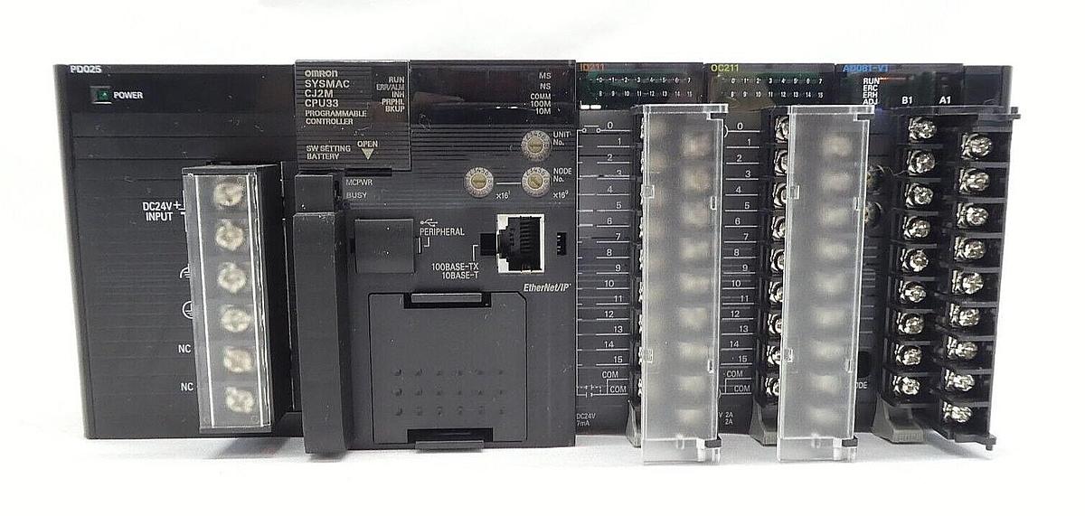 Used Omron SYSMAC Programmable Logic Controller PLC CJ2M-CPU33 CJ1W-PD025 CJ1W-ID211