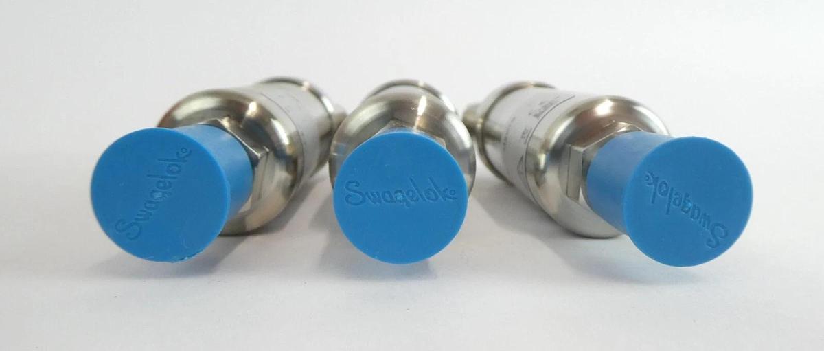 Used Inficon 3SA1-F5C-0700 Absolute Vacuum Switch VSA200 Lot of 9 Working