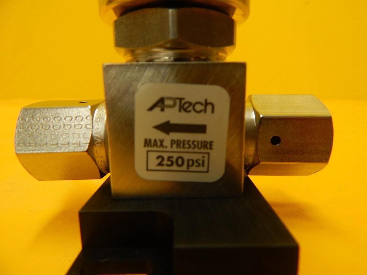 Used APTech AP3550SM 2PW FV4 FV4 Springless Diaphragm Valve Lot of 2 Used Working