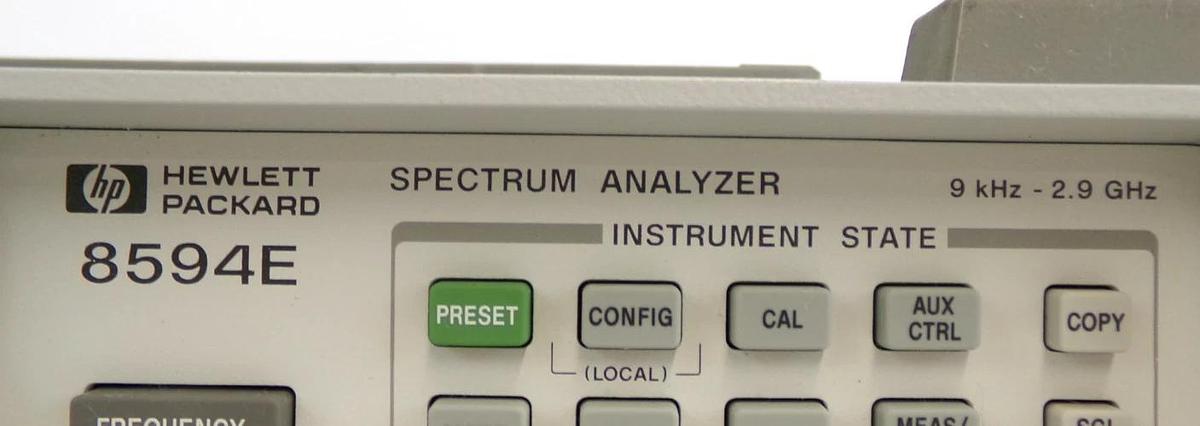 Used HP Hewlett-Packard 8594E Spectrum Analyzer 9 kHz - 2.9 GHz Untested Surplus