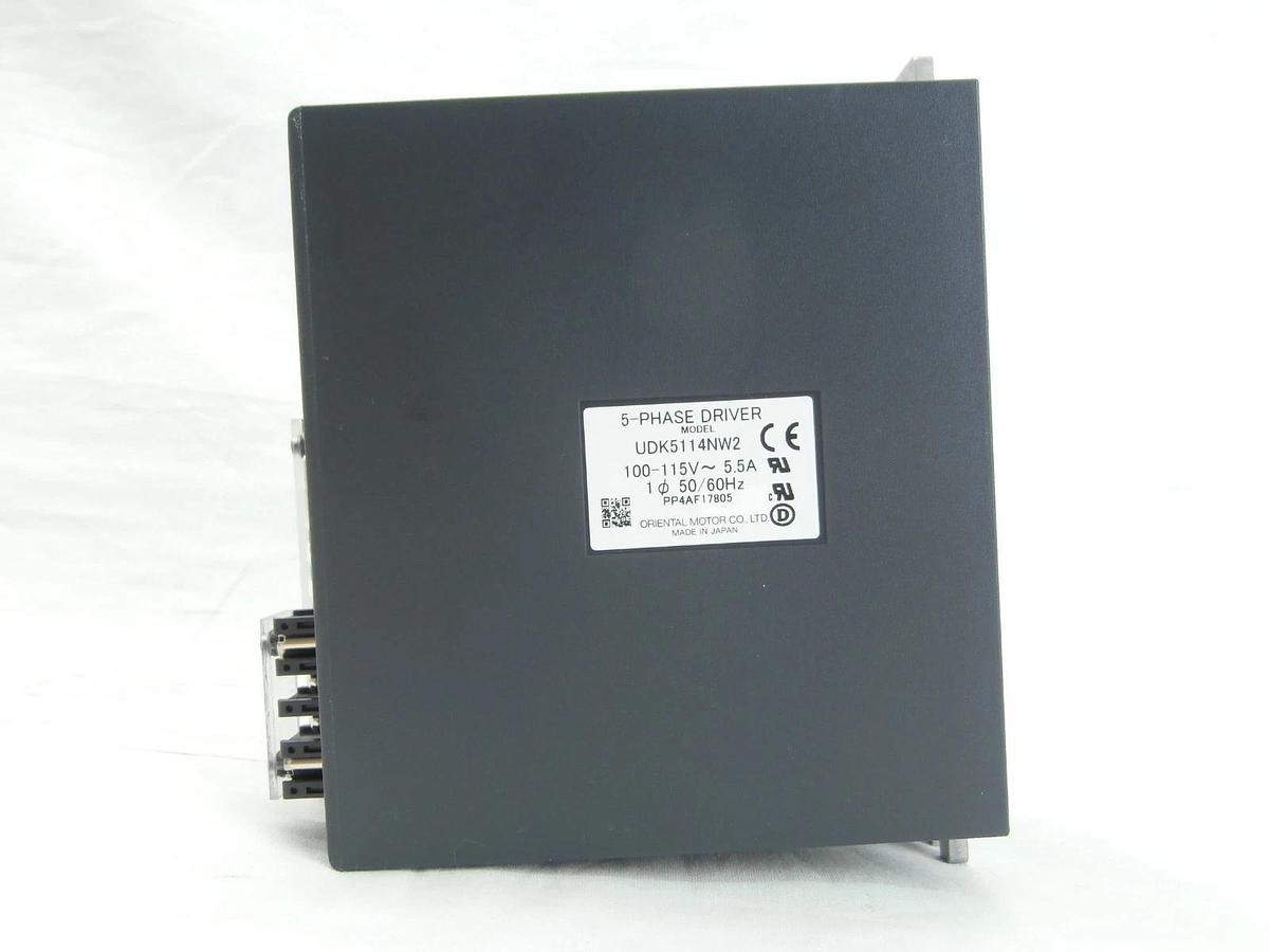 Oriental Motor UDK5114NW2 5-Phase Servo Driver VEXTA Hitachi 1-827865-02 New