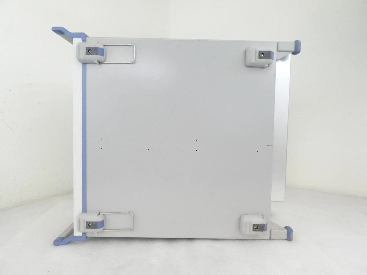 Used Rohde & Schwarz 1201.0002K50 Wideband Radio Comm Tester CMW 500 V 3.7 Non-Signal