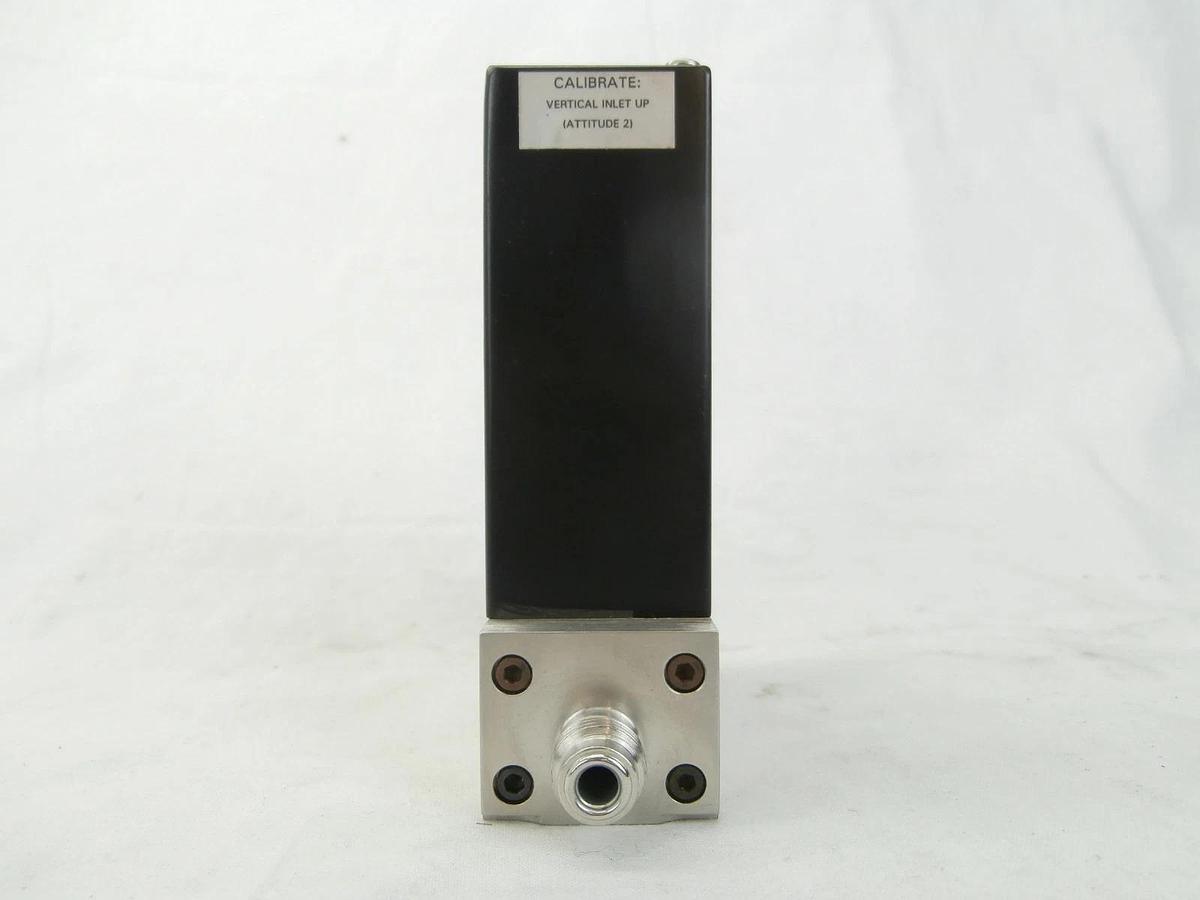 Used Tylan General FC-2902M Mass Flow Controller MFC 2900 Series 500 SCCM HF Used