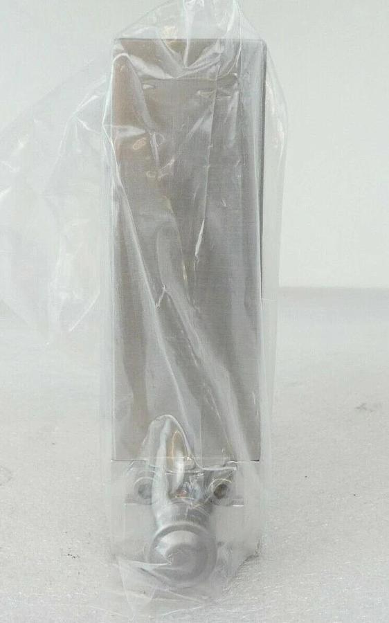 UNIT Instruments UFC-8160 Mass Flow Controller MFC 5L O2 Mattson 37100549 New