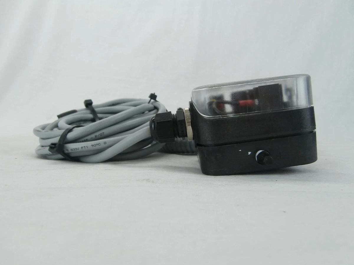 Used Edwards TPU Differential Pressure Switch Assembly Dungs AA-A2-6-5 Lot of 4 Used