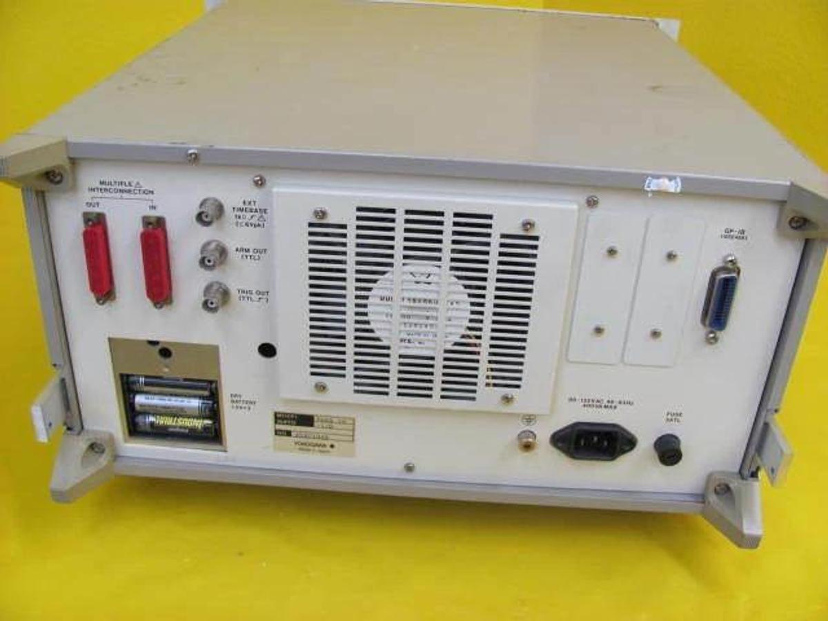 Used Yokogawa DL3110B 12bit 25MS/s Digital Oscilloscope 7003-10 Working