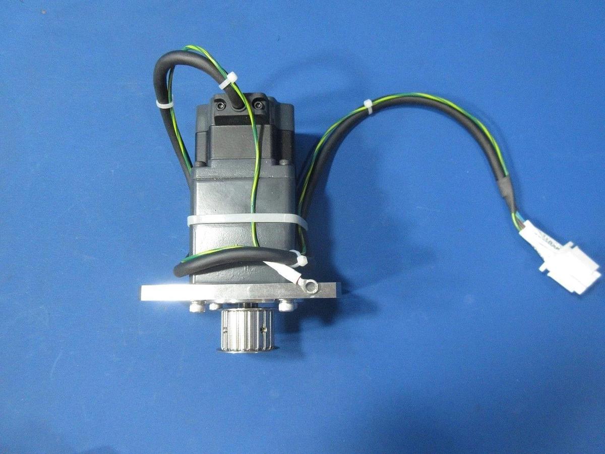 Used Oriental Motor PK564AW-P50 5-Phase Stepping Motor VEXTA Lot of 4 Used Working