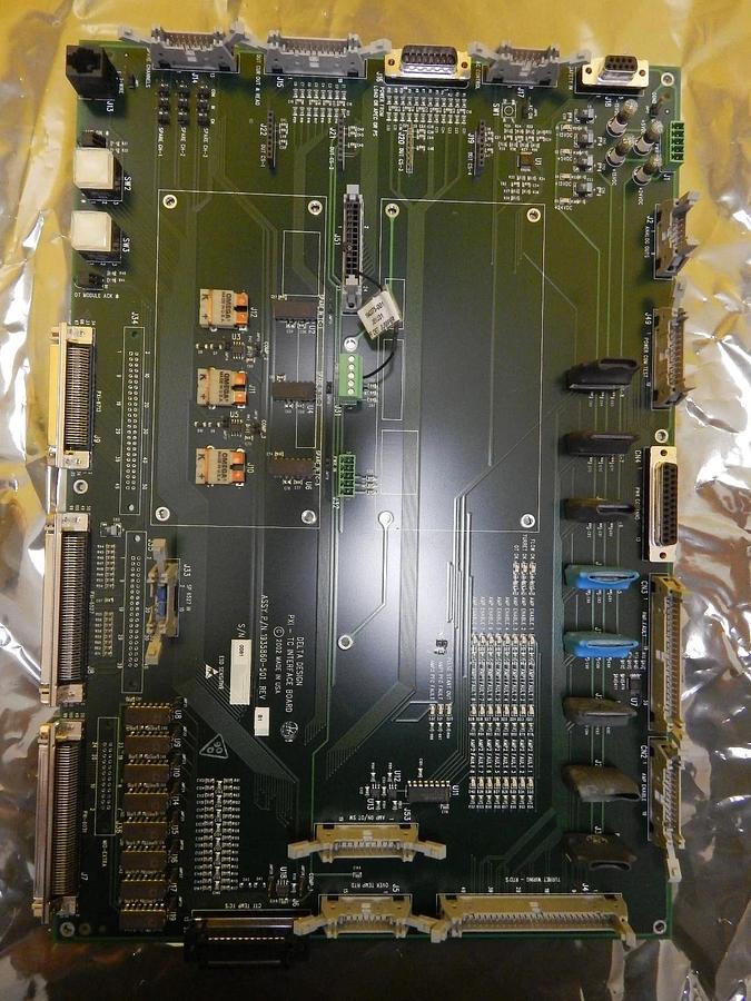 Used Delta Design 1935860-501 PXI-TC Interface Board PCB 1935859-401 Used Working