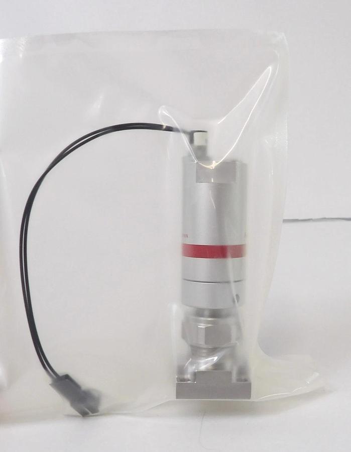 Used Fujikin FPR-NSDB-21LS2-6.35-NEM#C Valve Fine Series Reseller Lot of 4 New