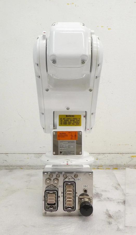 Used Yaskawa Electric YR-ECR3J-A00 Industrial Robot MOTOMAN Working Surplus