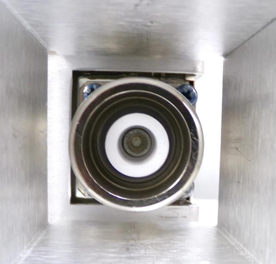 Used Spectrum MKS ENI Power Systems 11002-00 RF Generator 11kW @ 1.8-2.17MHz Dented