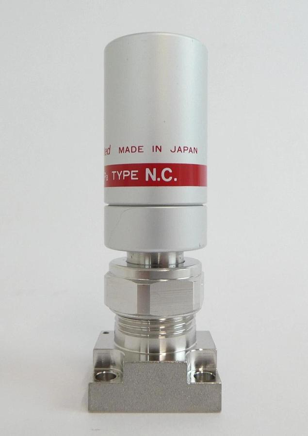 Used Fujikin 401181 Pneumatic Diaphragm Valve Reseller Lot of 10 Working Surplus